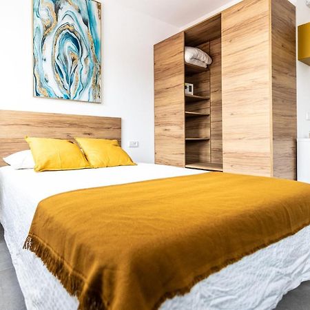 Acogedor Estudio A Metros De La Playa, Con Zonas Comunes Y Terraza 3B Валенсія Екстер'єр фото